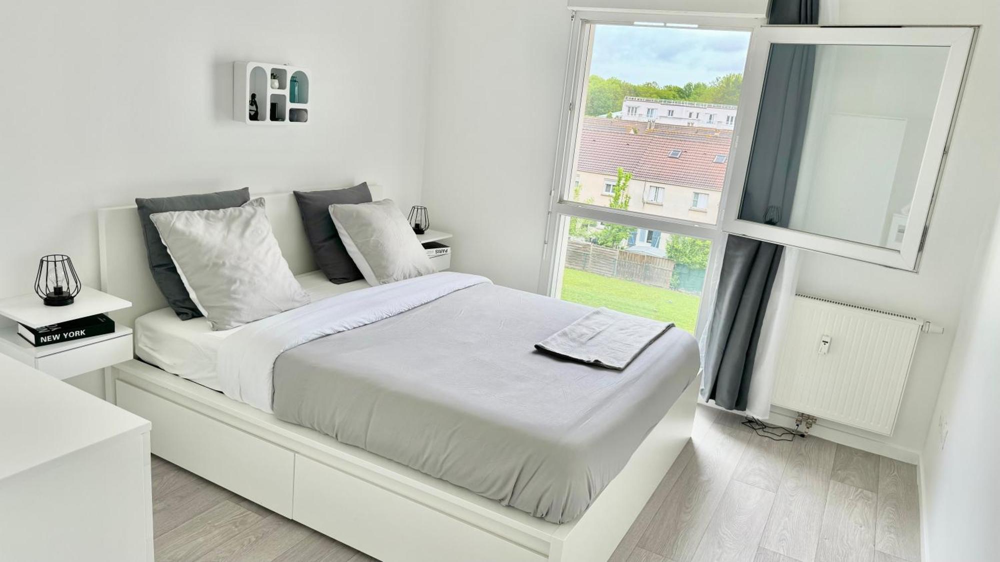 Chic Et Cosy Appartement Epure - T3 Courcouronnes Eksteriør bilde